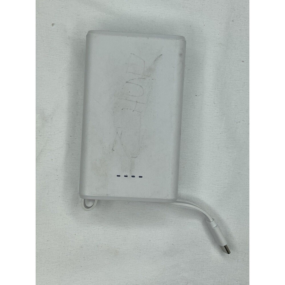 CYLO powerbank white 10000mah TYPE C CABLE